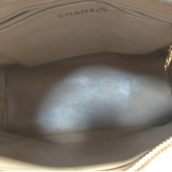 Chanel Tan Quilted caviar leather tote interlocking cc. 2003 - 2004 - Picture 16 of 16